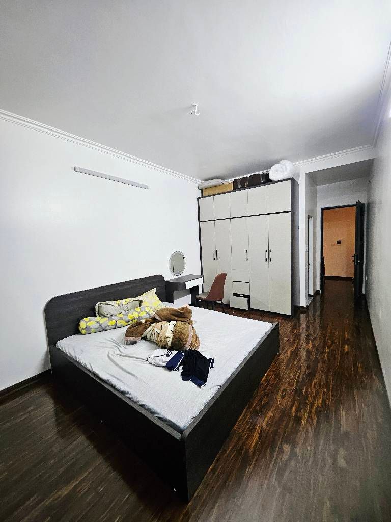 Bán nhà Tân Mai - diện tích 31.8m2 5 tầng - gần ô tô - giá 7,5 tỷ