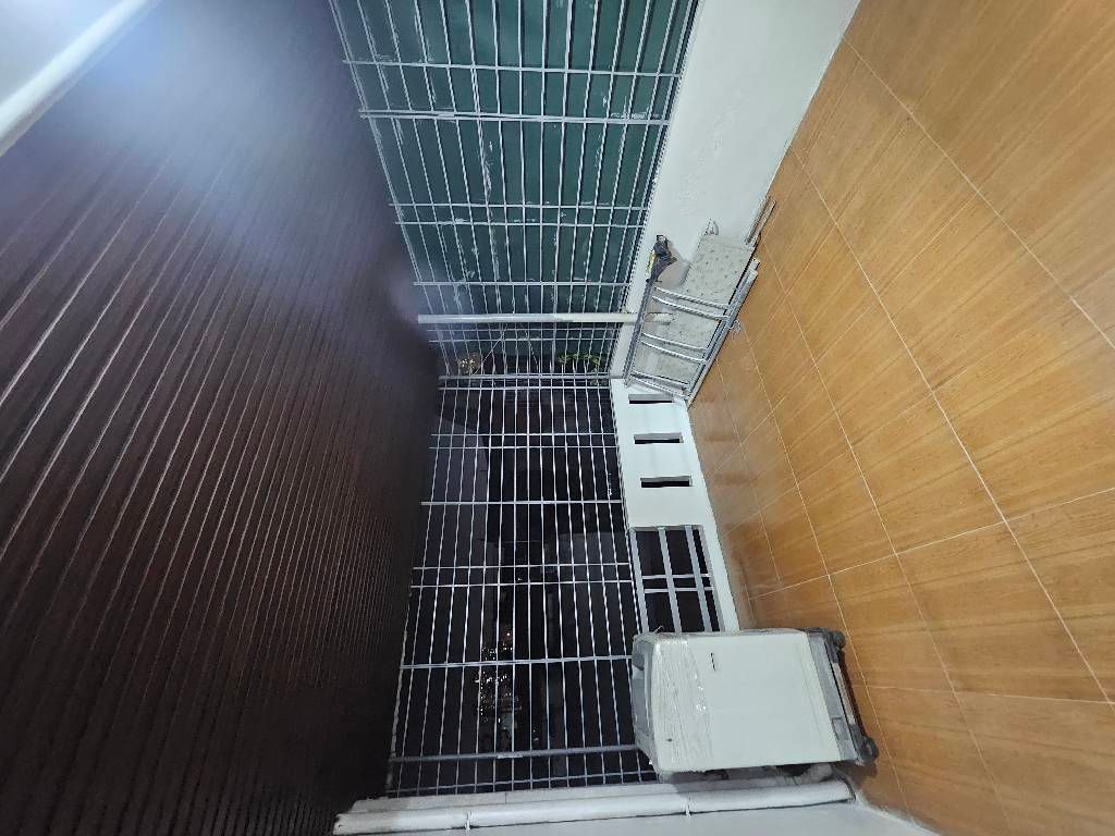 Bán nhà Tân Mai - diện tích 31.8m2 5 tầng - gần ô tô - giá 7,5 tỷ