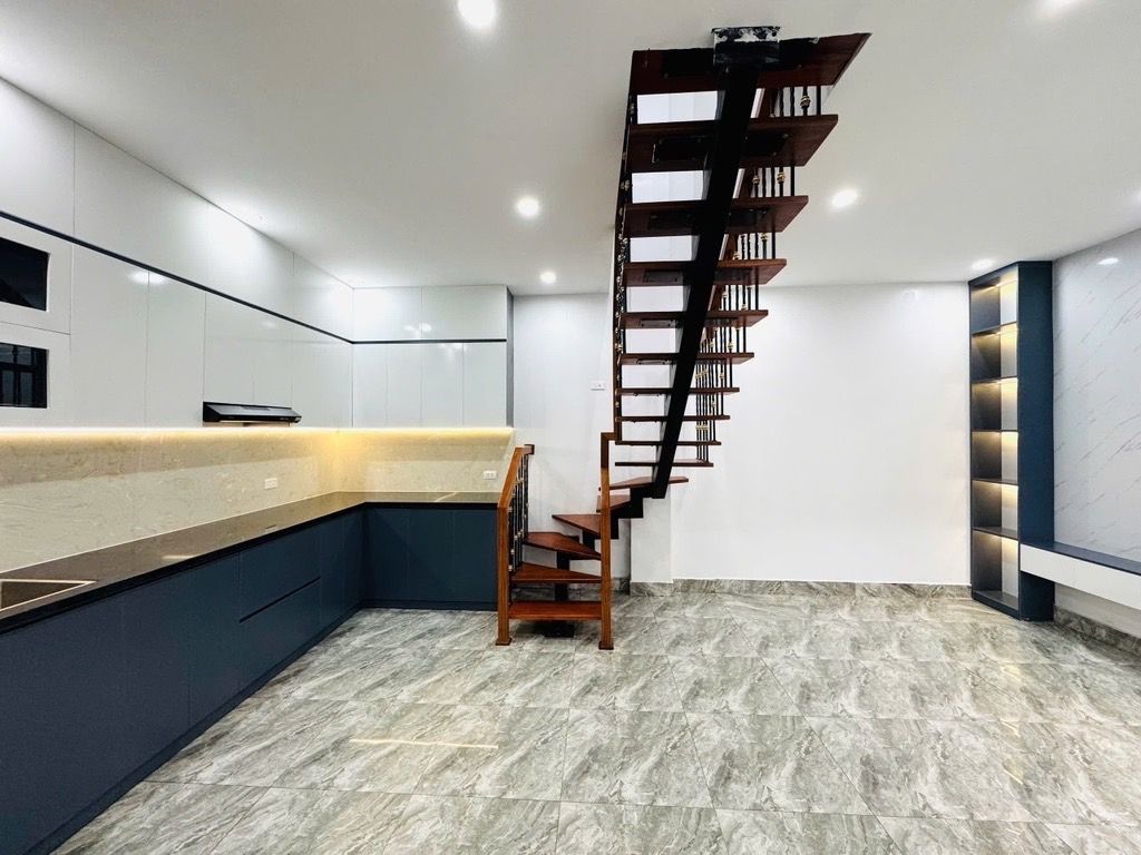 Bán nhà Tân Khai - diện tích 40m2 2 tầng - Ô tô đỗ cổng - giá 2,5 tỷ