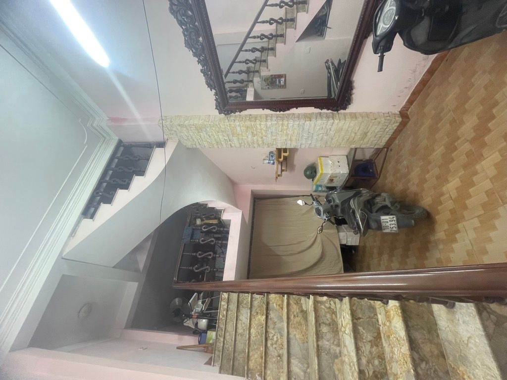 Bán nhà Định Công Thượng - diện tích 31m2 5 tầng - Ô TÔ TRÁNH KINH DOANH - giá 6 tỷ