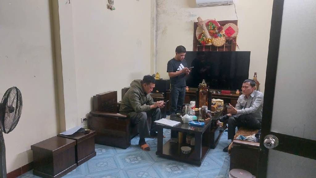 Bán nhà PHỐ 8/3 - diện tích 69.4m2 3 tầng - Mảnh đất đẹp trung tâm Hai Bà Trưng - giá 13 tỷ