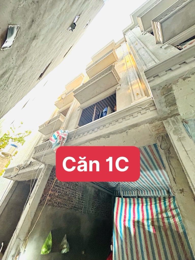 Bán nhà Nguyễn Khoái - diện tích 30m2 5 tầng - gần phố - giá 5,2 tỷ