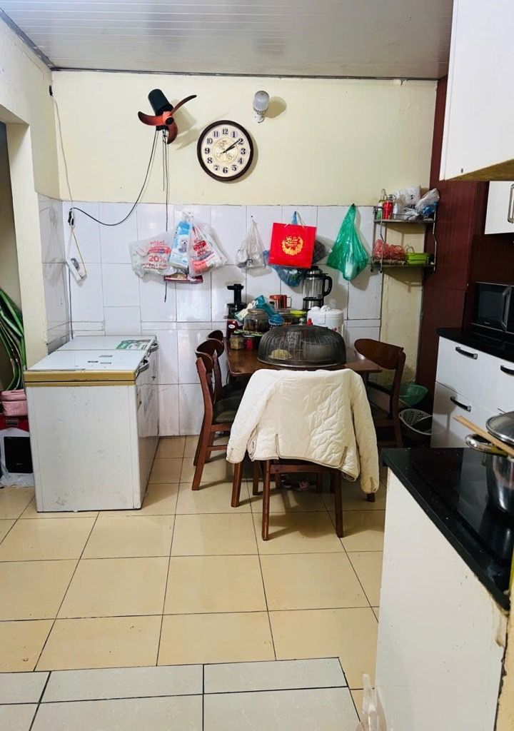 Bán nhà Hoàng Cầu - diện tích 72m2 3 tầng - Mặt phố kinh doanh đỉnh - giá 16 tỷ