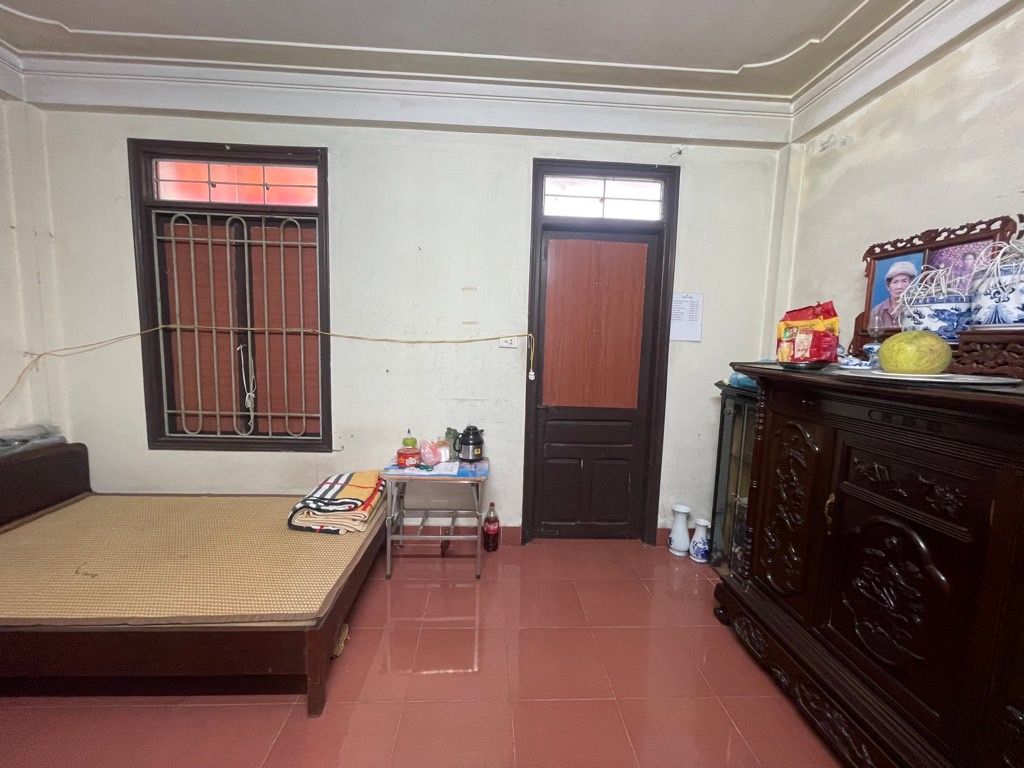 Bán nhà Nguyễn Văn Viên - diện tích 86.7m2 3 tầng - gần phố - giá 18,3 tỷ