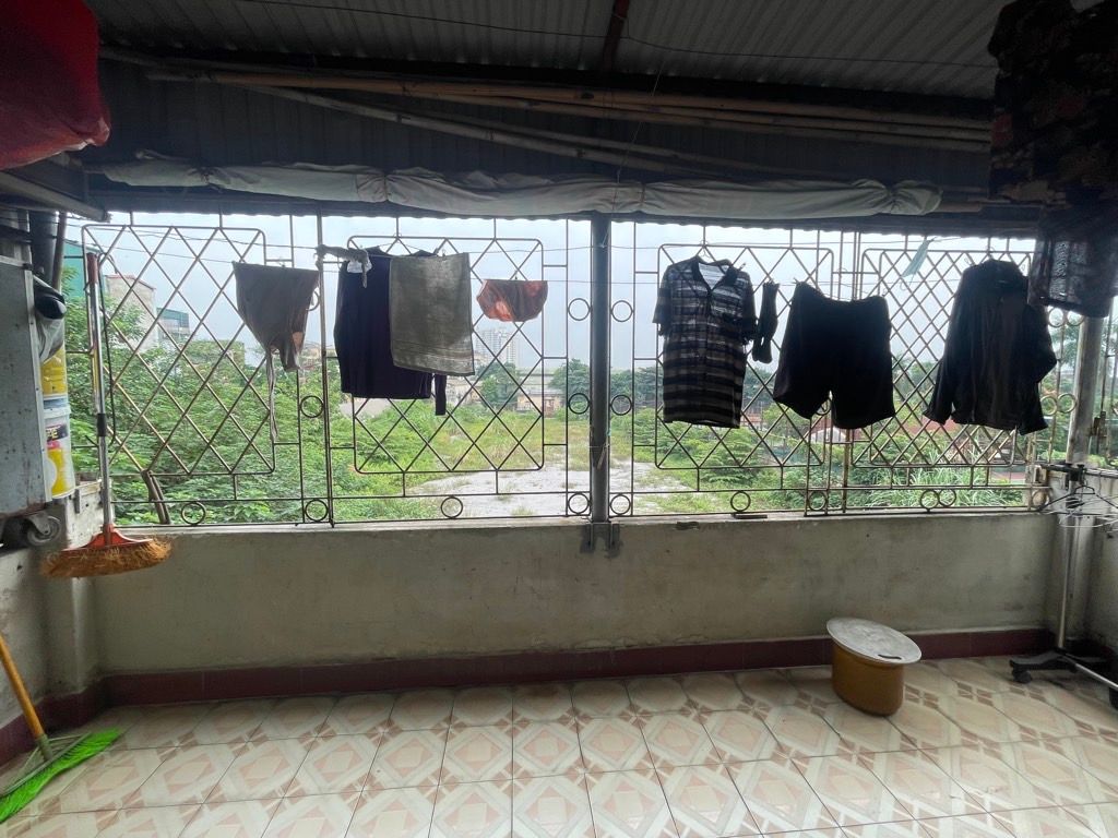 Bán nhà Nguyễn Văn Viên - diện tích 86.7m2 3 tầng - gần phố - giá 18,3 tỷ