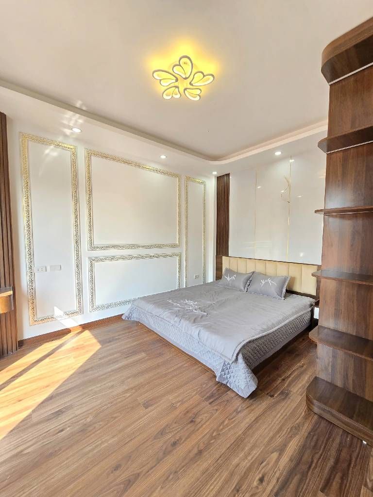 Bán nhà Thúy Lĩnh - diện tích 35.1m2 5 tầng - Sát mặt phố - giá 6,5 tỷ