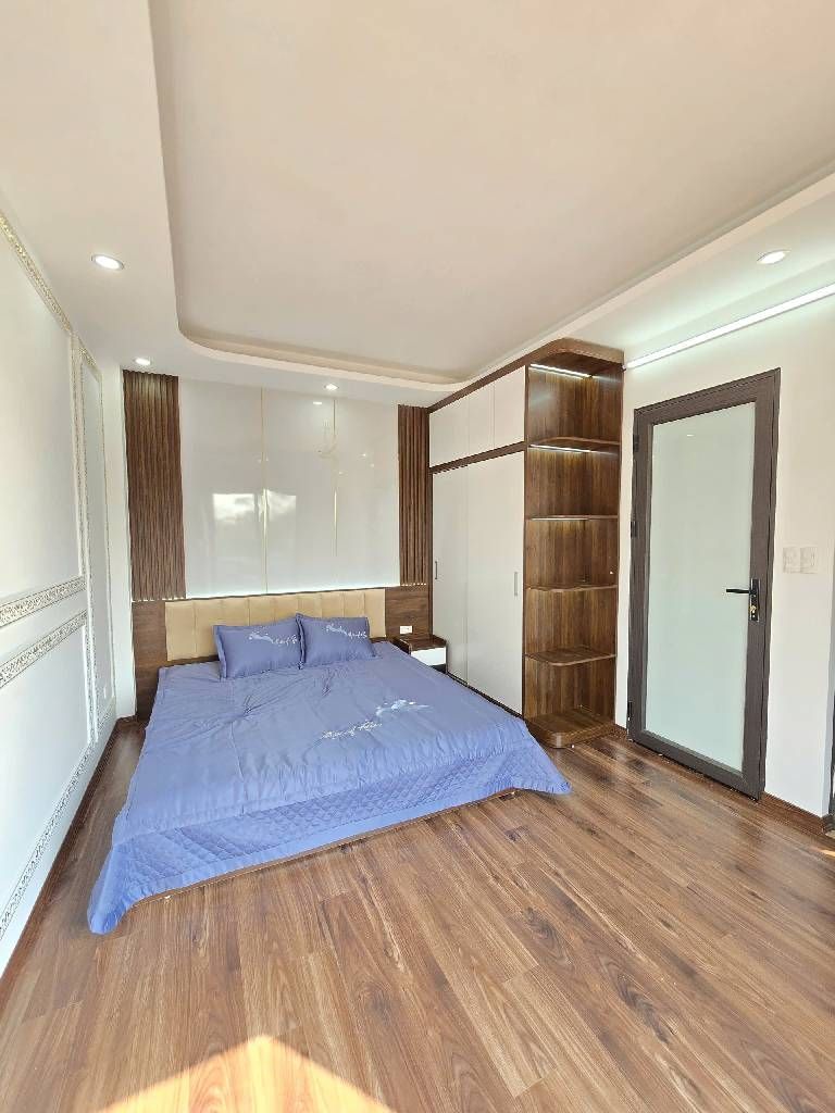 Bán nhà Thúy Lĩnh - diện tích 35.1m2 5 tầng - Sát mặt phố - giá 6,5 tỷ