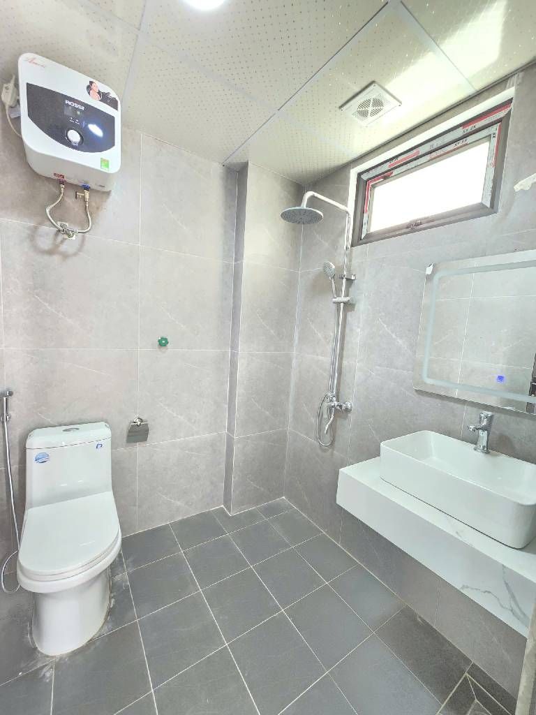 Bán nhà Thúy Lĩnh - diện tích 35.1m2 5 tầng - Sát mặt phố - giá 6,5 tỷ