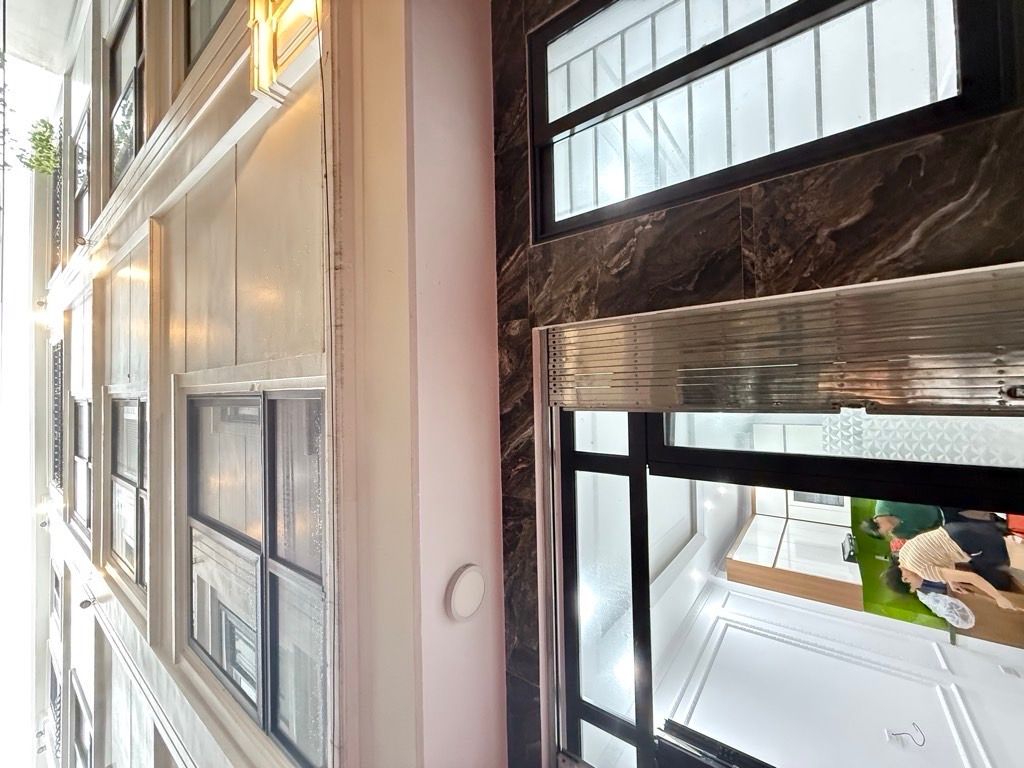 Bán nhà Ngọc Hồi - diện tích 30m2 5 tầng - Ô tô đỗ cửa - giá 6 tỷ