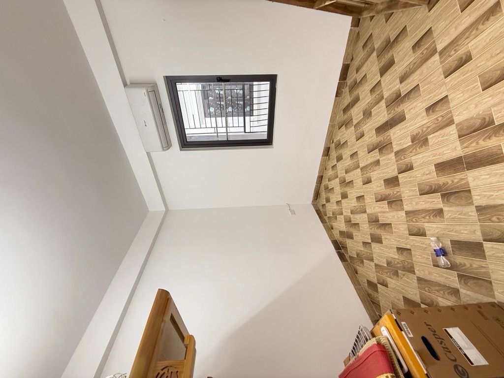 Bán nhà Ngọc Hồi - diện tích 30m2 5 tầng - Ô tô đỗ cửa - giá 6 tỷ