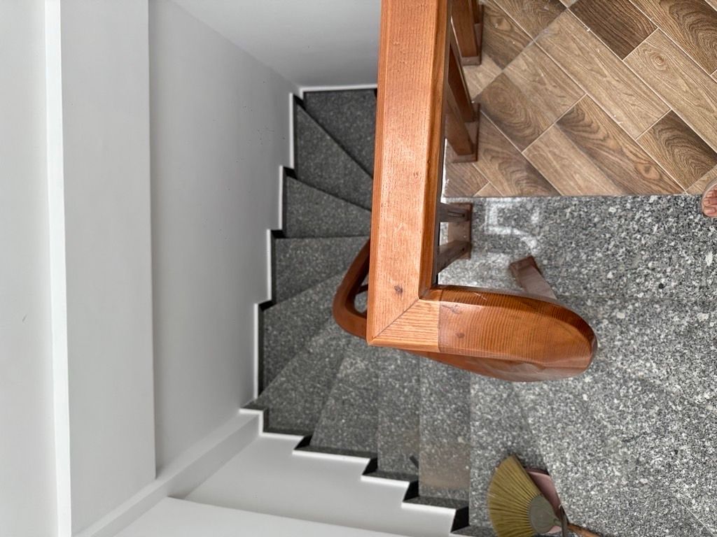 Bán nhà Ngọc Hồi - diện tích 30m2 5 tầng - Ô tô đỗ cửa - giá 6 tỷ