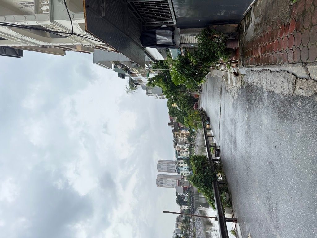 Bán nhà Ngọc Hồi - diện tích 30m2 5 tầng - Ô tô đỗ cửa - giá 6 tỷ