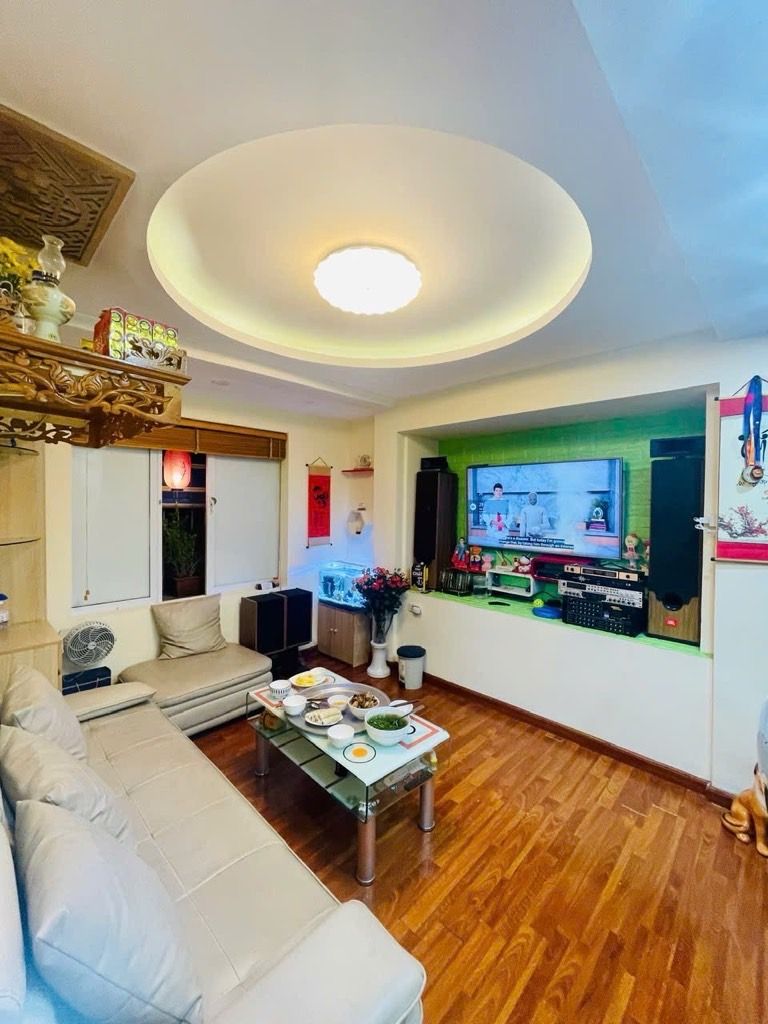 Bán nhà Nam Thành Công - diện tích 33,9m2 5 tầng - Cực hiếm - giá 5,9 tỷ