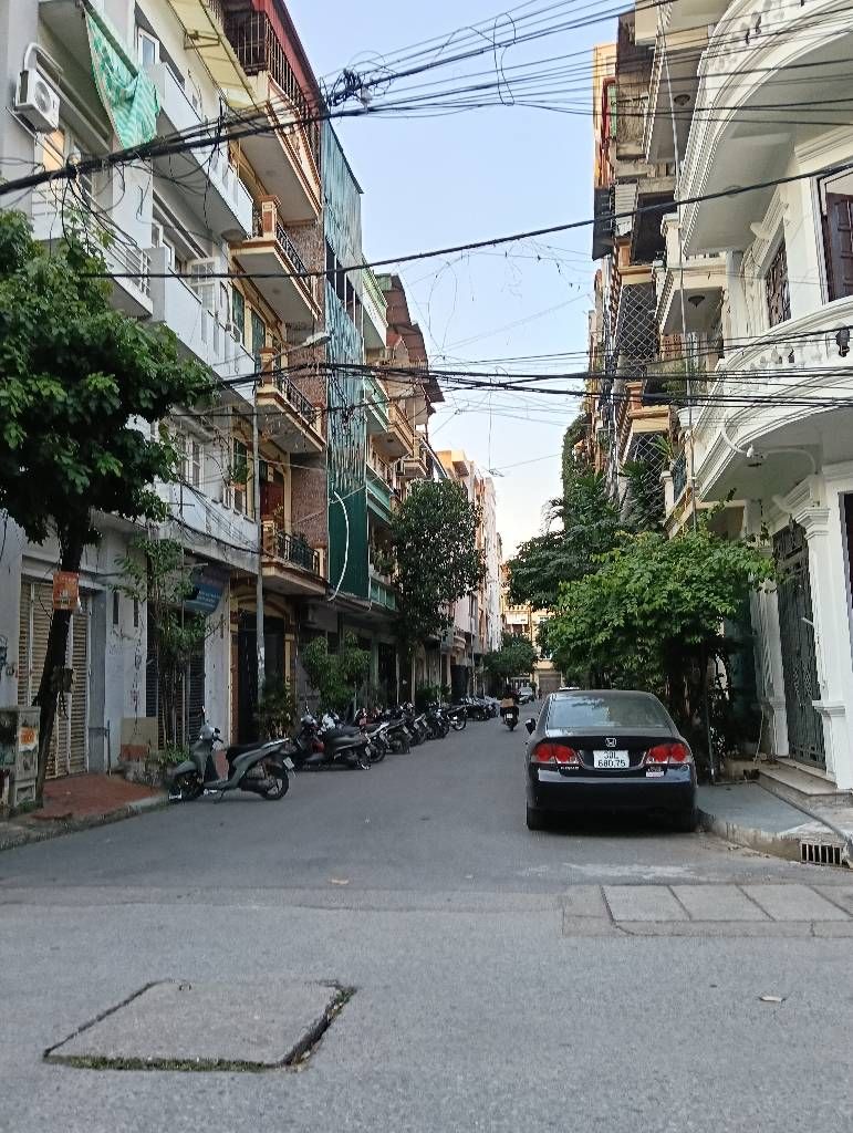 Bán nhà KĐT Đại Kim - diện tích 55m2 5 tầng - PHÂN LÔ KĐT - VIEW SÂN CHƠI - KINH DOANH - 9 PHÒNG CHO THUÊ - giá 23,5 tỷ