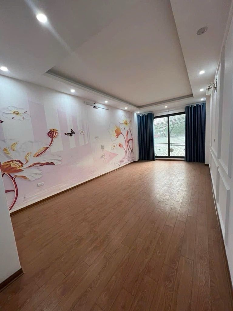 Bán nhà Bùi Xương Trạch - diện tích 35m2 6 tầng - Ô TÔ 7 CHỖ QUA NHÀ - giá 14,5 tỷ