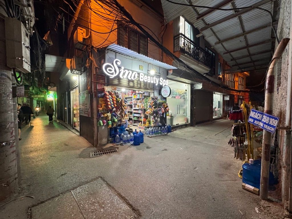 Bán nhà Bùi Xương Trạch - diện tích 35m2 6 tầng - Ô TÔ 7 CHỖ QUA NHÀ - giá 14,5 tỷ