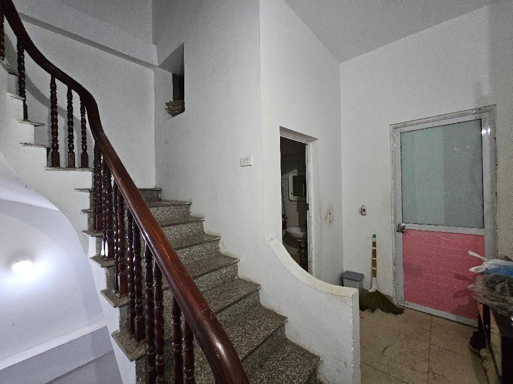 Bán nhà Khương Thượng - diện tích 55m2 4 tầng - Ô tô đỗ cửa - giá 16,9 tỷ