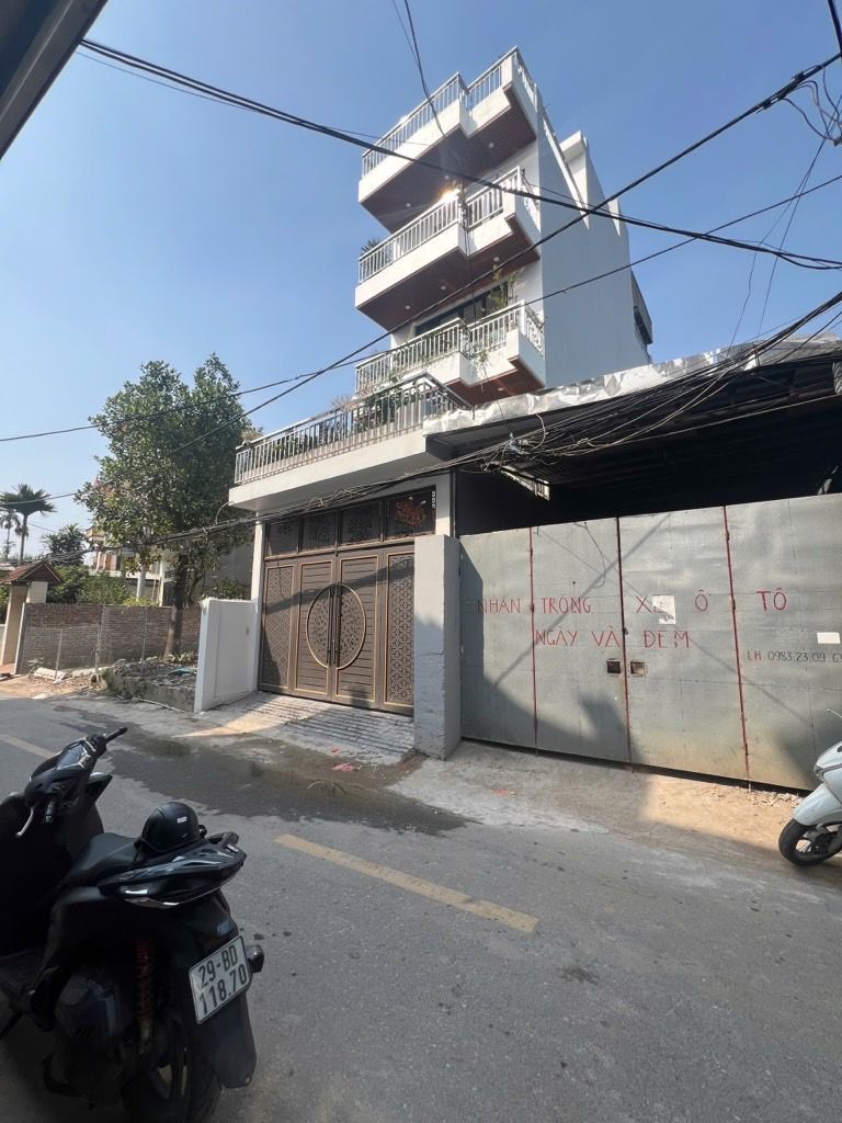 Bán nhà Thuý Lĩnh - diện tích 100m2 1 tầng - mặt tiền 8m - giá 21,5 tỷ