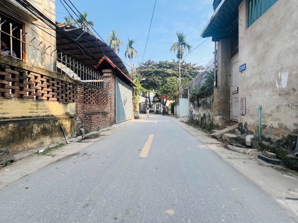 Bán nhà Thuý Lĩnh - diện tích 100m2 1 tầng - mặt tiền 8m - giá 21,5 tỷ