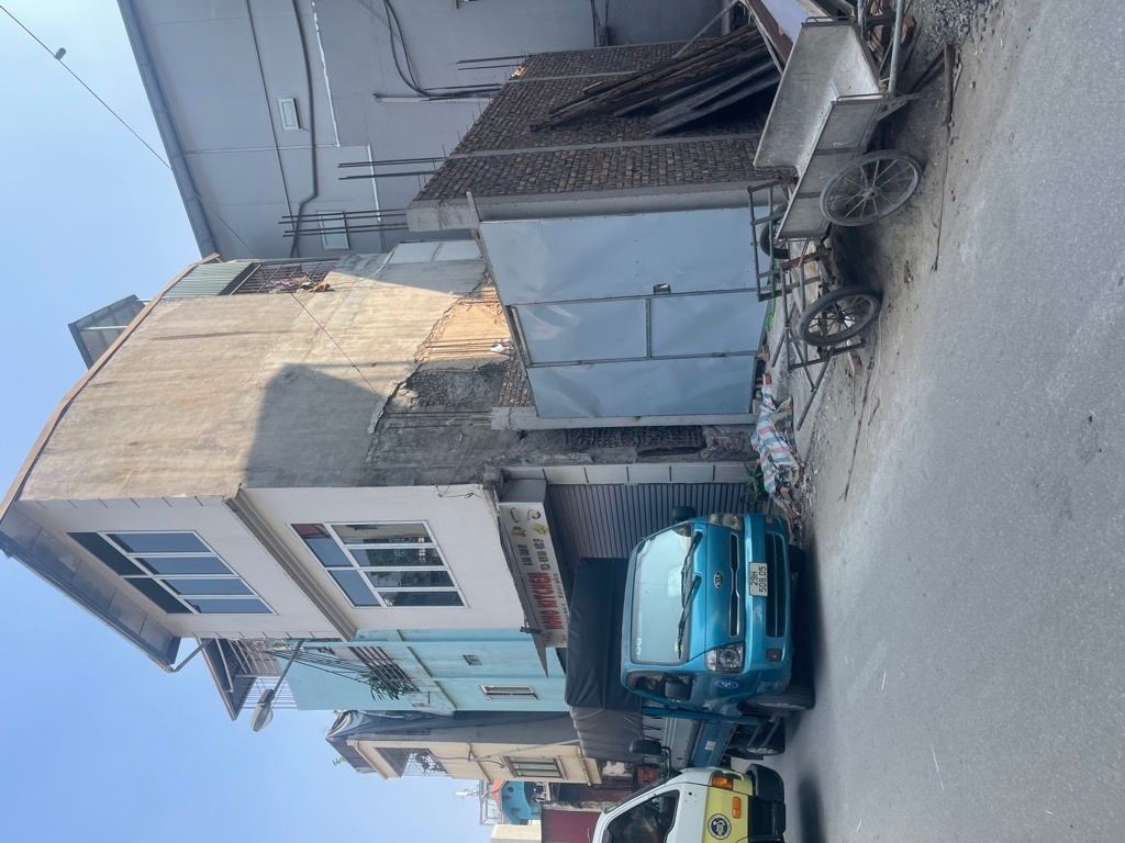 Bán nhà Ngõ Chùa Hưng Ký - diện tích 27m2 1 tầng - ô tô tải tránh - giá 7,1 tỷ