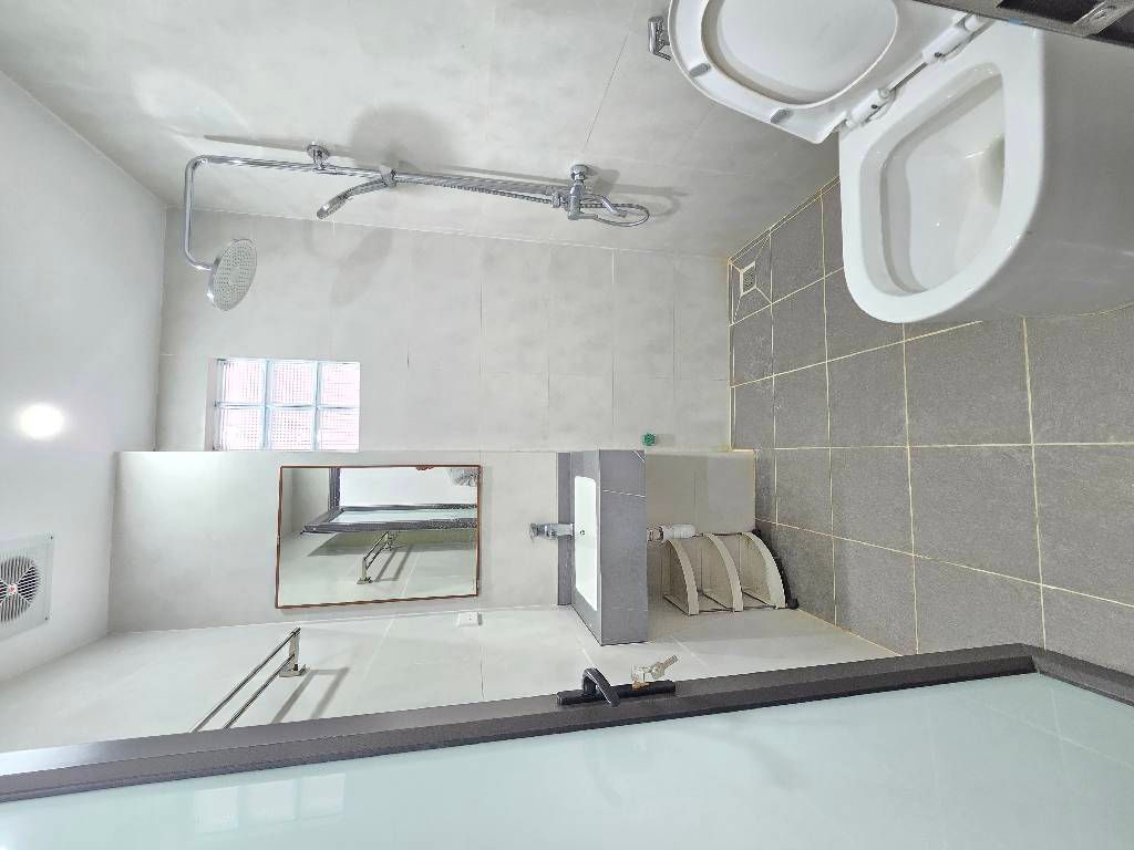 Bán nhà Định Công - diện tích 40m2 5 tầng - Ô tô đỗ cửa - giá 9,8 tỷ