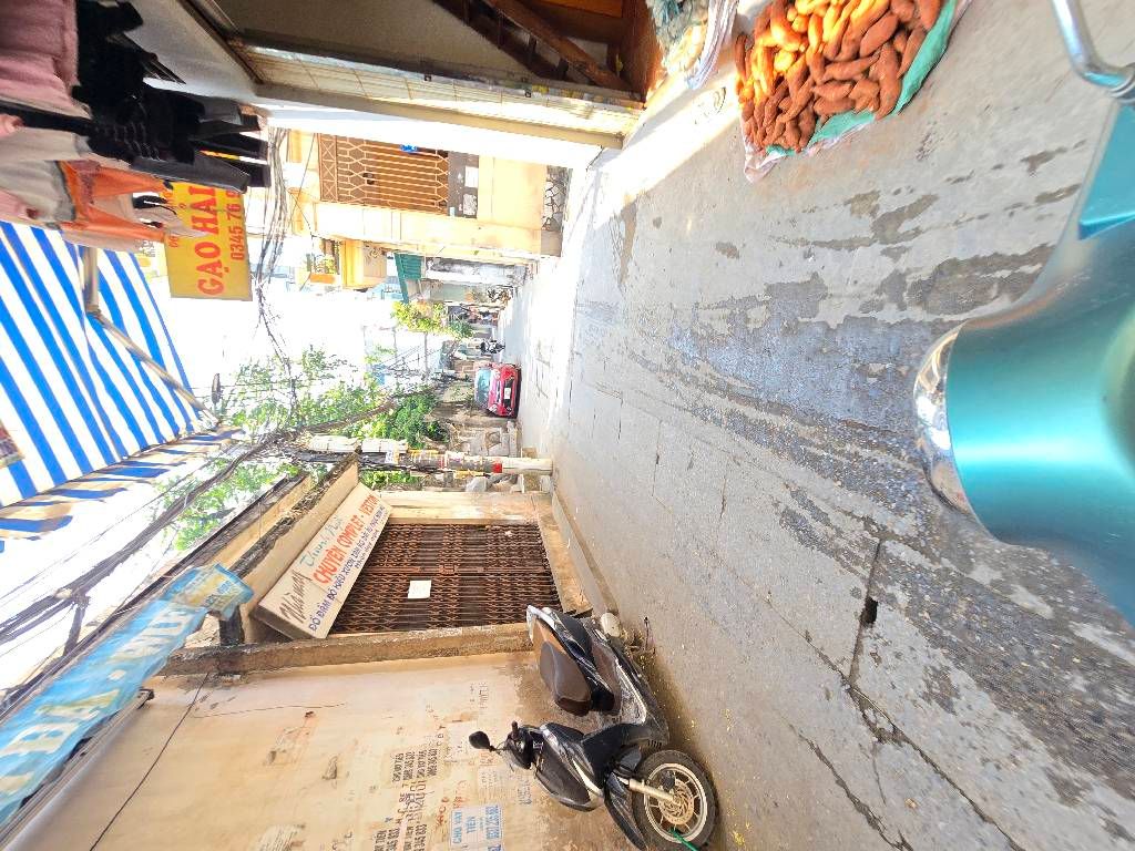 Bán nhà Định Công - diện tích 40m2 5 tầng - Ô tô đỗ cửa - giá 9,8 tỷ