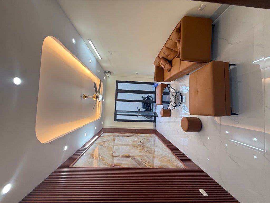 Bán nhà Vĩnh Hưng - diện tích 31m2 5 tầng - Ô TÔ VF3 ĐỖ CỔNG - giá 7,9 tỷ