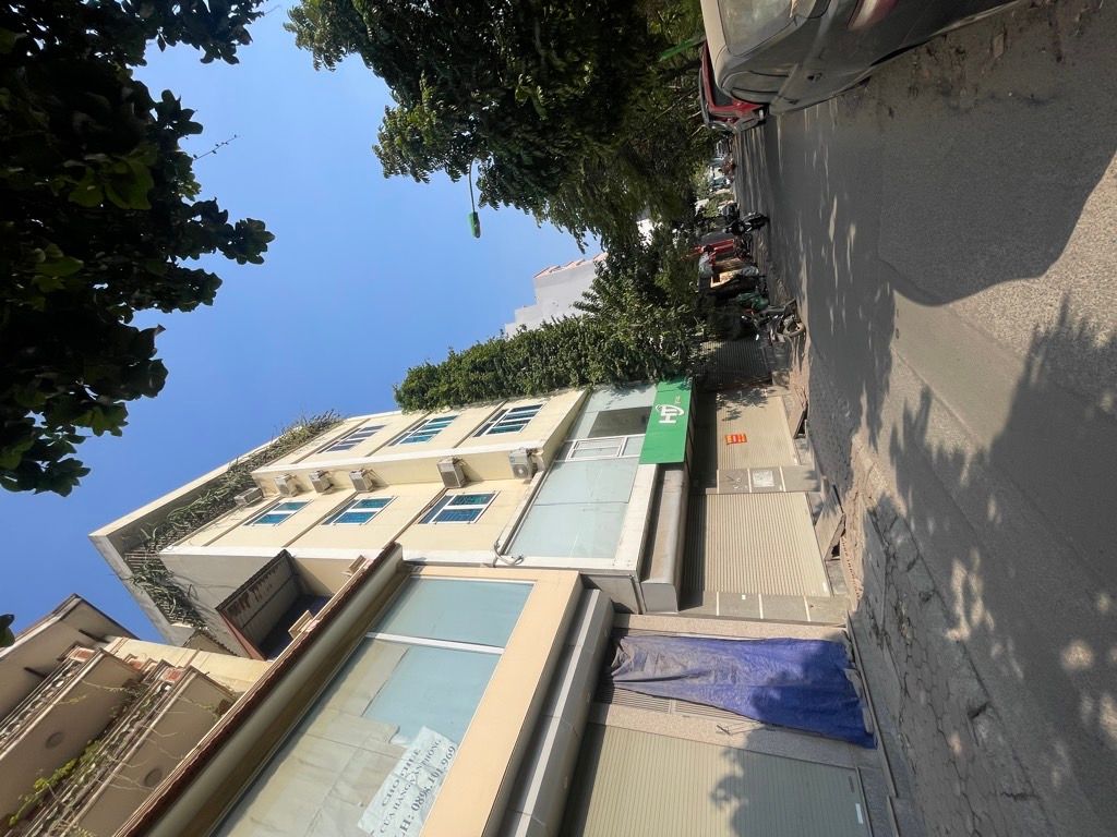 Bán nhà Trường Chinh - diện tích 65m2 6 tầng - ô tô tránh - giá 21,5 tỷ