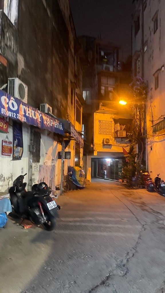 Bán nhà Trương Định - diện tích 65m2 4 tầng - Lô góc, ô tô đỗ chân nhà - giá 3,85 tỷ