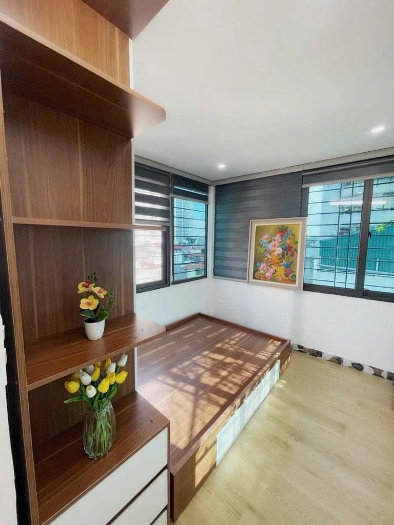 Bán nhà Quan Nhân - diện tích 50m2 1 tầng - Ô TÔ đỗ cửa - giá 2,45 tỷ