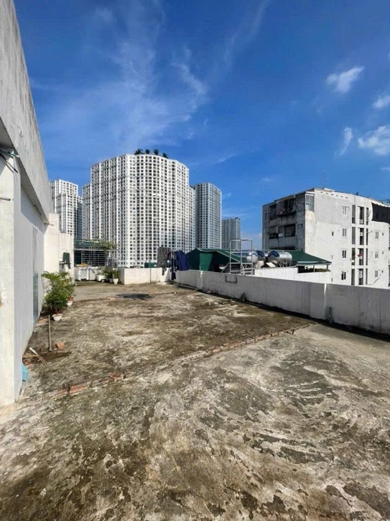 Bán nhà Quan Nhân - diện tích 50m2 1 tầng - Ô TÔ đỗ cửa - giá 2,45 tỷ
