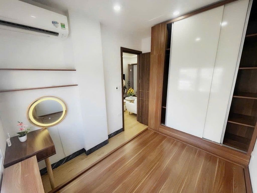 Bán nhà Quan Nhân - diện tích 50m2 1 tầng - Ô TÔ đỗ cửa - giá 2,45 tỷ