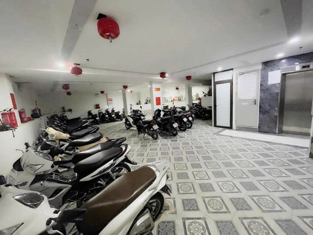 Bán nhà Quan Nhân - diện tích 50m2 1 tầng - Ô TÔ đỗ cửa - giá 2,45 tỷ