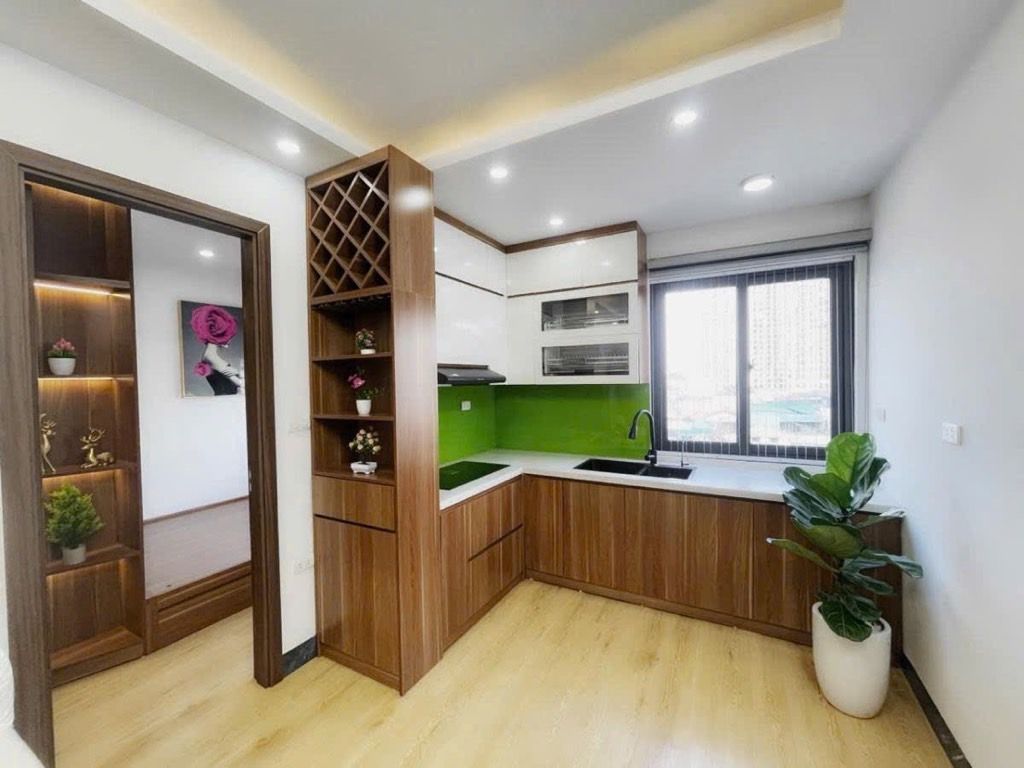 Bán nhà Quan Nhân - diện tích 50m2 1 tầng - Ô TÔ đỗ cửa - giá 2,45 tỷ