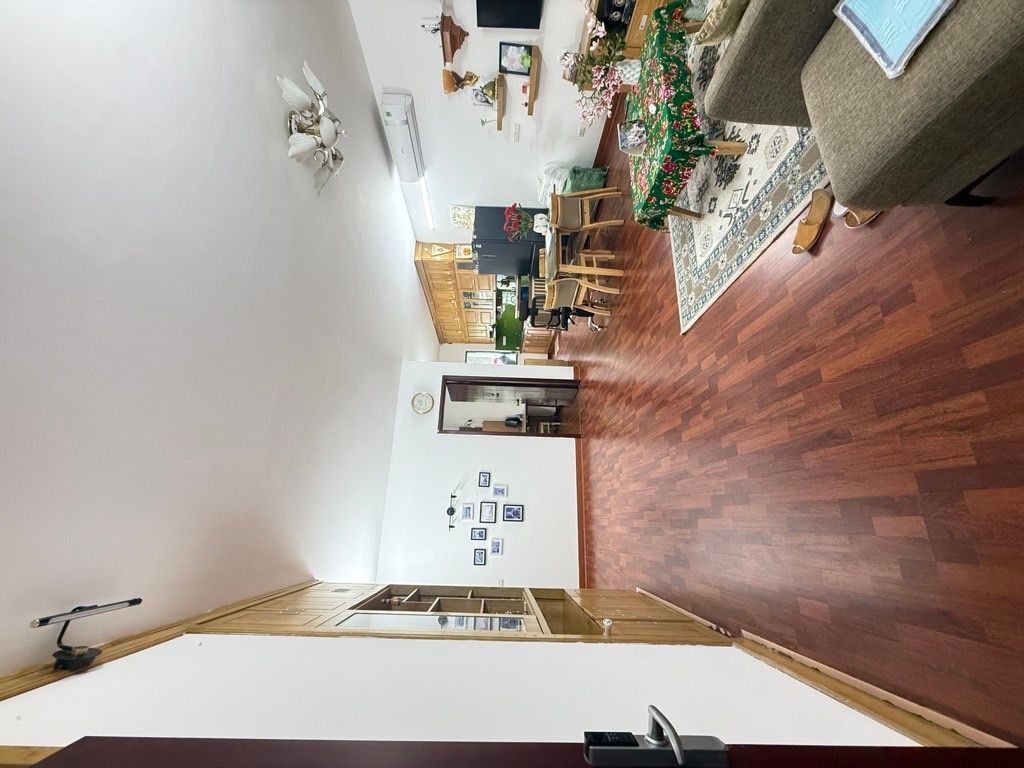 Bán nhà Minh Khai - diện tích 96.7m2 1 tầng - Chung cư Skylight - giá 8,4 tỷ