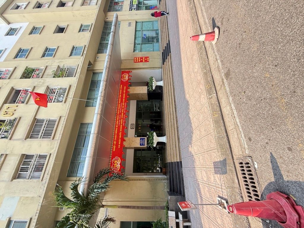 Bán nhà Minh Khai - diện tích 96.7m2 1 tầng - Chung cư Skylight - giá 8,4 tỷ