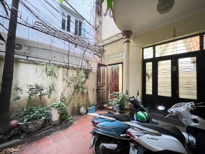 Bán nhà Hoàng Mai - diện tích 79m2 4 tầng - Lô góc 3 mặt thoáng - giá 24 tỷ