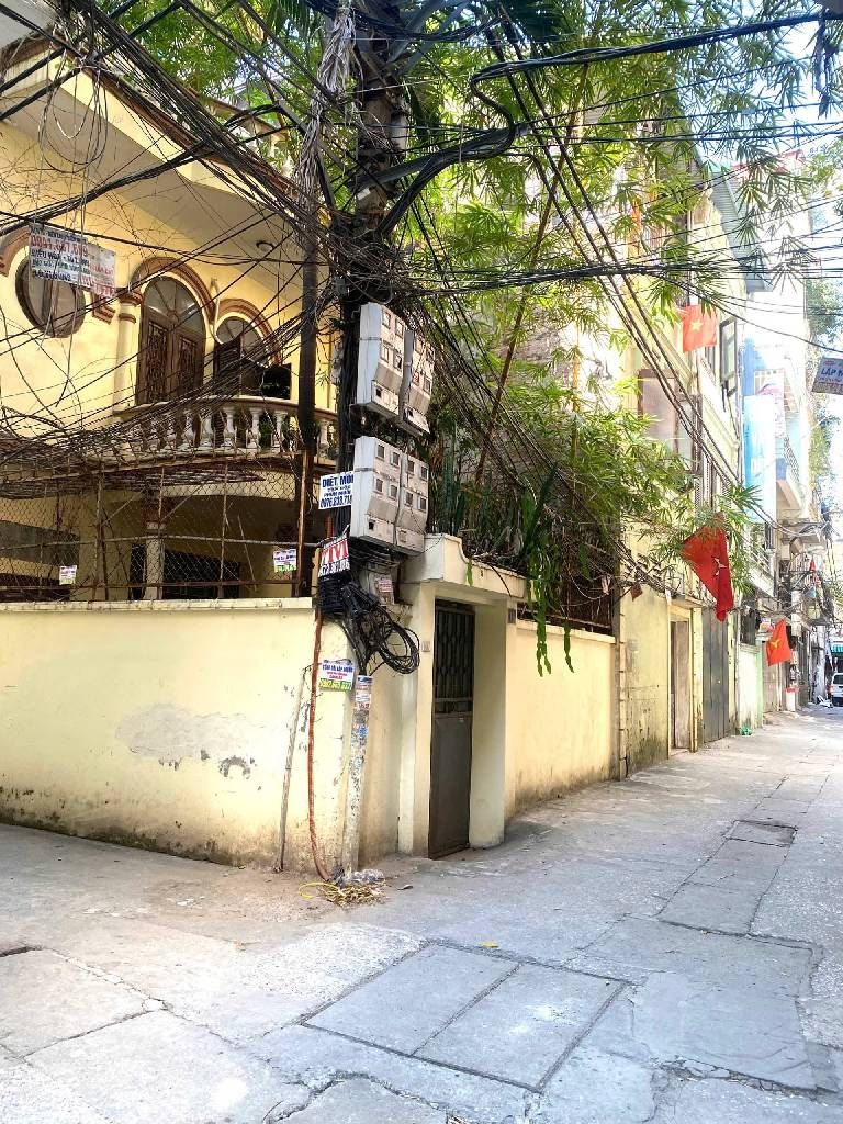 Bán nhà Hoàng Mai - diện tích 79m2 4 tầng - Lô góc 3 mặt thoáng - giá 24 tỷ