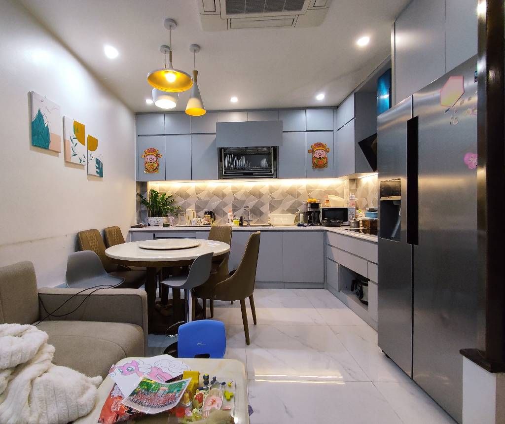 Bán nhà Khu C Hoàng Văn Thái - diện tích 43m2 5 tầng - Ô TÔ TRÁNH - giá 18 tỷ