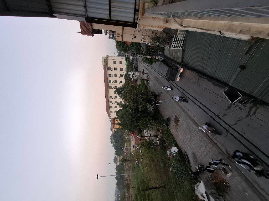 Bán nhà Khuyến Lương - diện tích 50m2 3 tầng - ô tô tránh - giá 17,5 tỷ