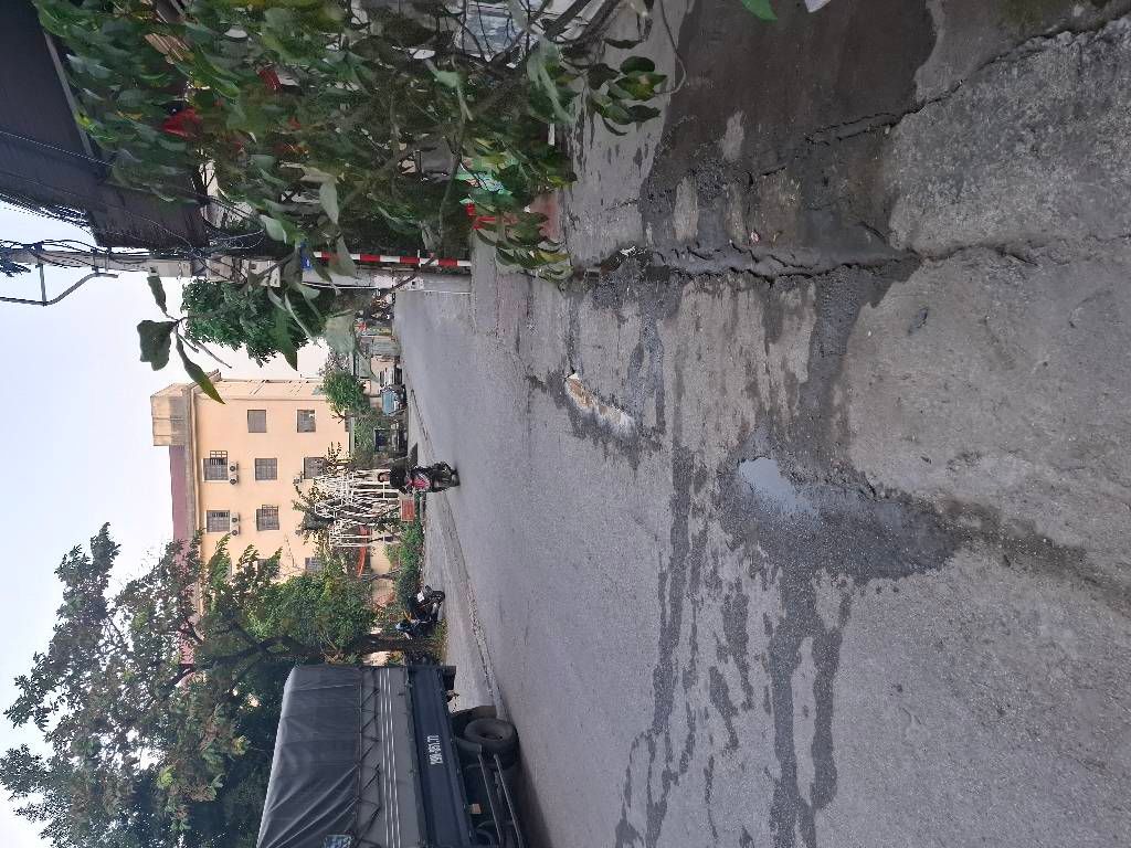 Bán nhà Khuyến Lương - diện tích 50m2 3 tầng - ô tô tránh - giá 17,5 tỷ