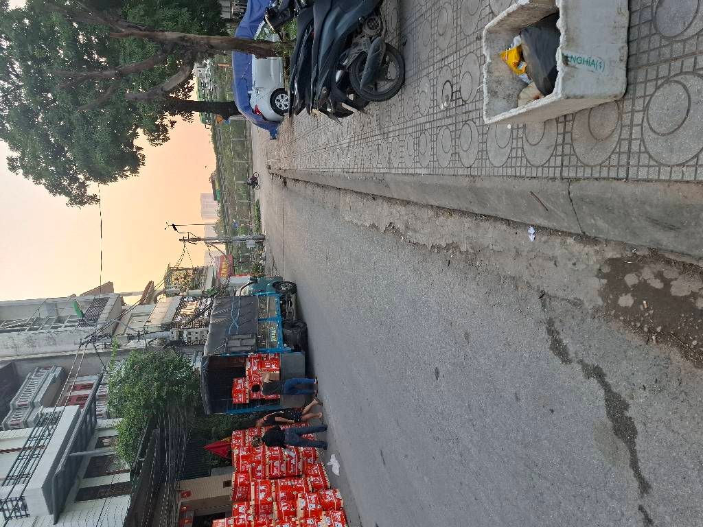 Bán nhà Khuyến Lương - diện tích 50m2 3 tầng - ô tô tránh - giá 17,5 tỷ