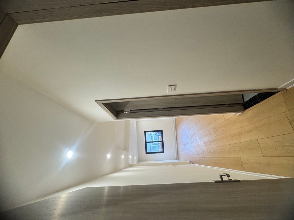 Bán nhà Phương Mai - diện tích 31.5m2 6 tầng - GẦN HỒ PHƯƠNG MAI - NHÀ ĐẸP - THANG MÁY - giá 10,5 tỷ