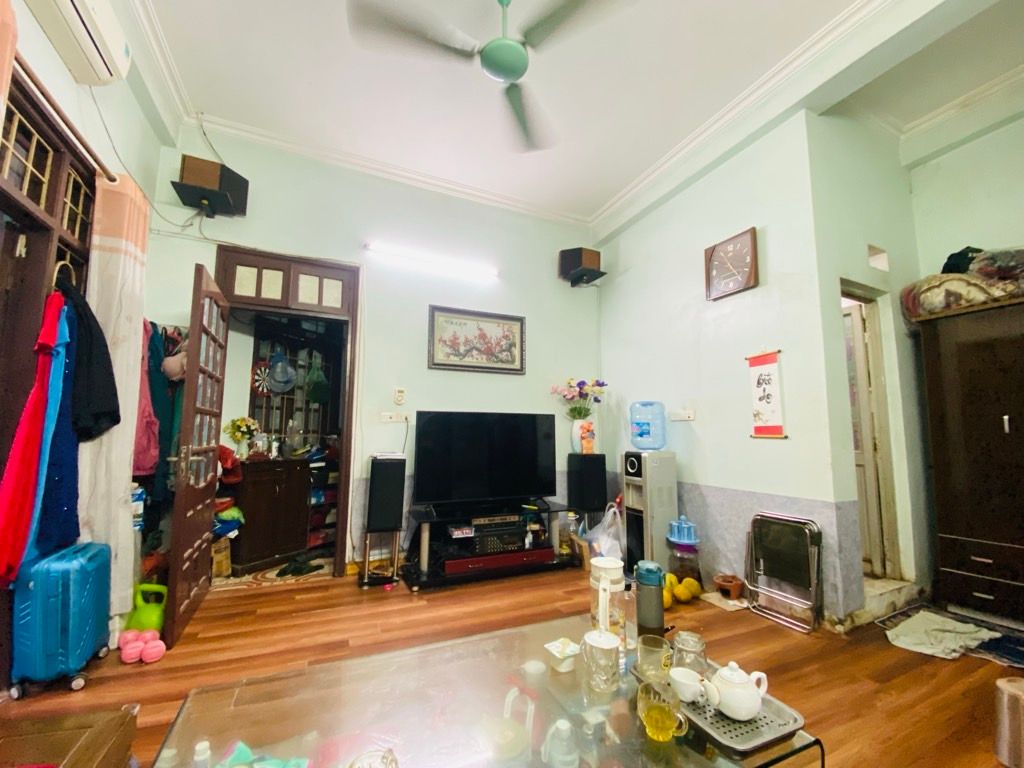 Bán nhà Tây Sơn - diện tích 26.4m2 5 tầng - Nhà lô góc, ngõ thông ô tô tránh - giá 14,5 tỷ