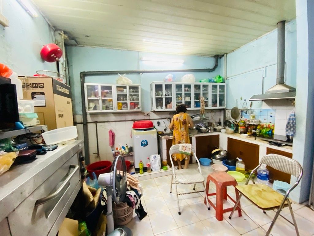 Bán nhà Tây Sơn - diện tích 26.4m2 5 tầng - Nhà lô góc, ngõ thông ô tô tránh - giá 14,5 tỷ