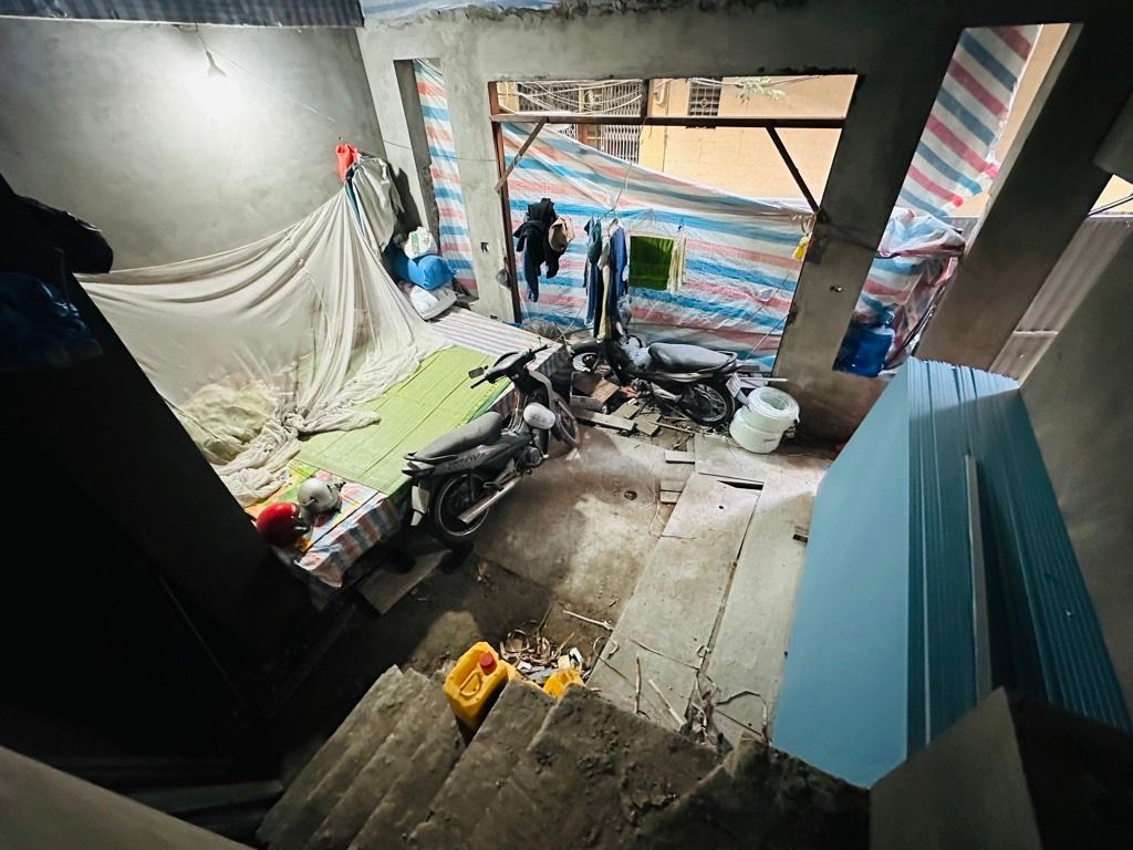 Bán nhà Bạch Đằng - diện tích 34.1m2 5 tầng - lô góc 2 mặt tiền - giá 12 tỷ