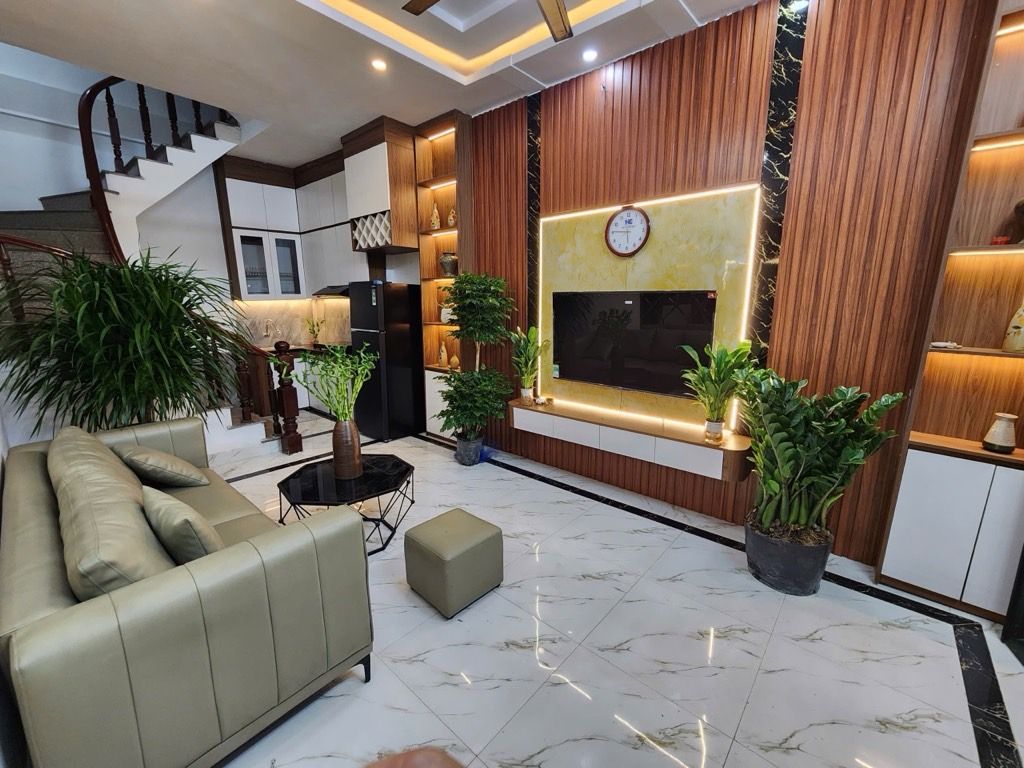 Bán nhà Thanh Lân - diện tích 30m2 4 tầng - Ô TÔ ĐỖ GẦN MẶT PHỐ - giá 6,3 tỷ