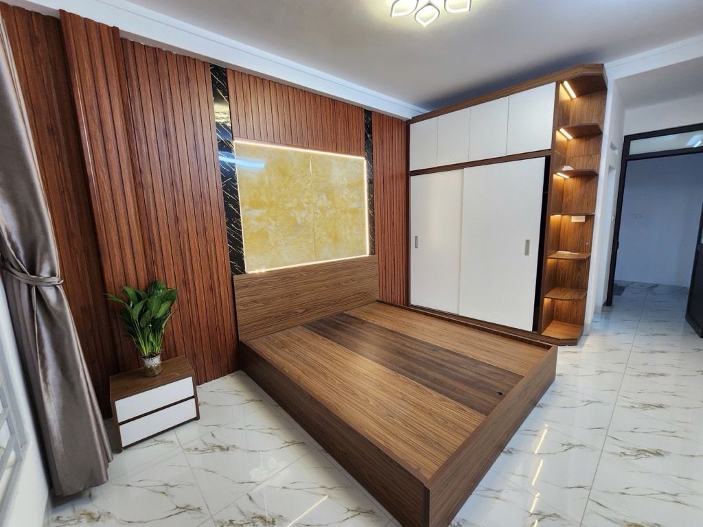 Bán nhà Thanh Lân - diện tích 30m2 4 tầng - Ô TÔ ĐỖ GẦN MẶT PHỐ - giá 6,3 tỷ