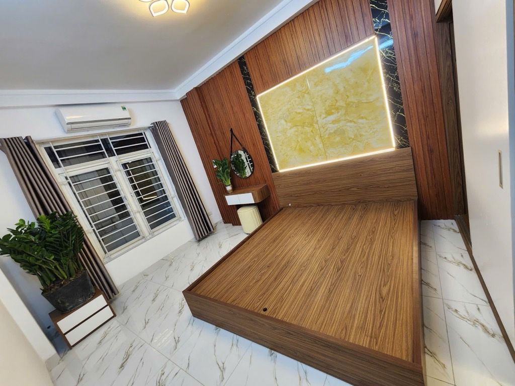 Bán nhà Thanh Lân - diện tích 30m2 4 tầng - Ô TÔ ĐỖ GẦN MẶT PHỐ - giá 6,3 tỷ