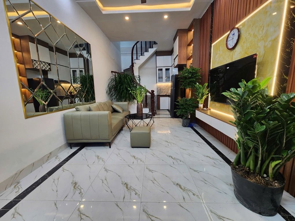 Bán nhà Thanh Lân - diện tích 30m2 4 tầng - Ô TÔ ĐỖ GẦN MẶT PHỐ - giá 6,3 tỷ